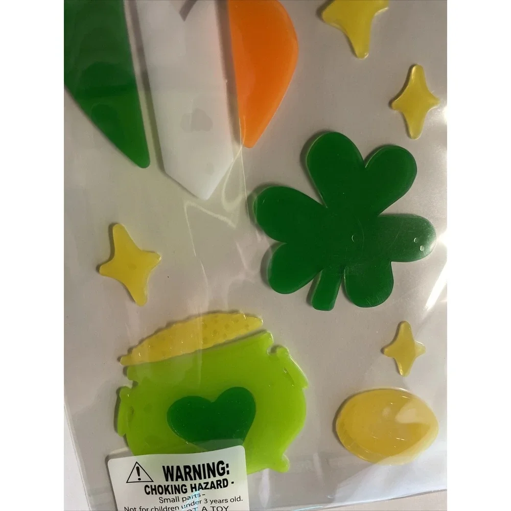 NEW St Patrick's Day Flag KISS ME IM IRISH POT OF‎ GOLD Window Gel Clings 13 ct!